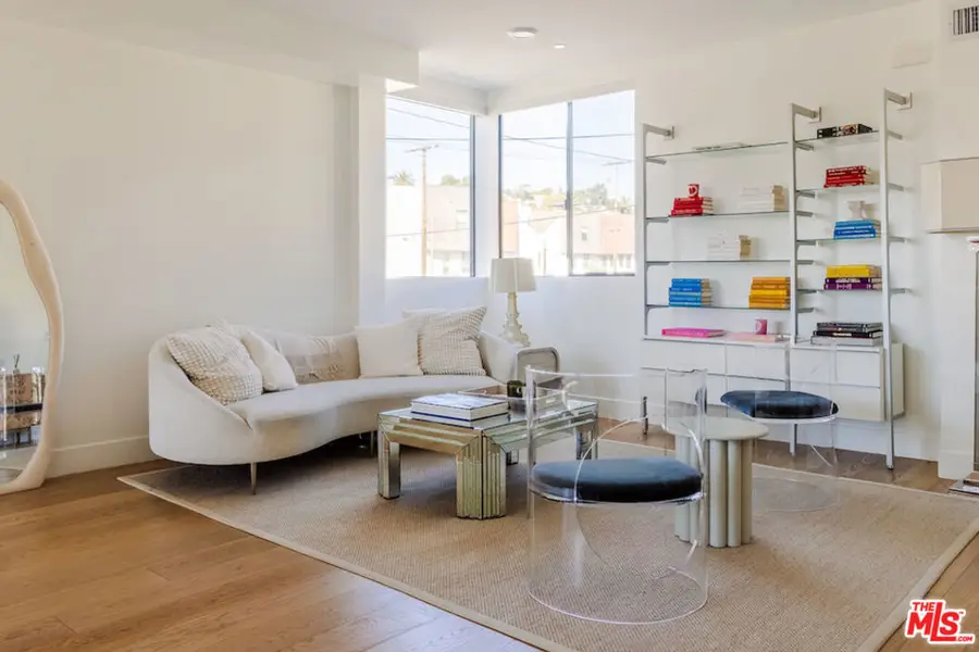 2176 Clifford Street, Los Angeles, CA 90026 - Image #2