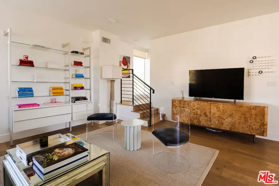 2176 Clifford Street, Los Angeles, CA 90026 - Image #3