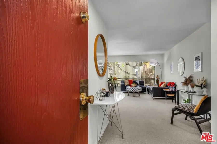 6275 Canterbury Drive #302, Culver City, CA 90230 - Image #3