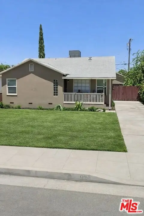906 2nd Street, Bakersfield, CA 93304 - Image #1
