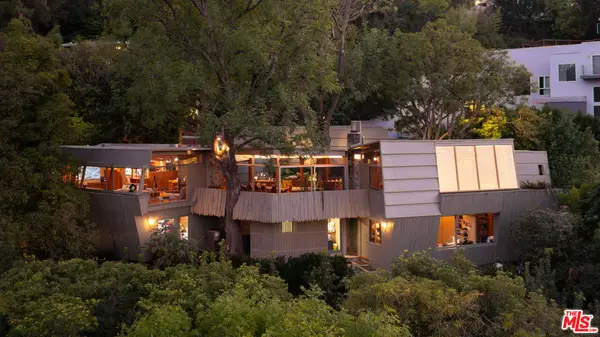 3580 Multiview Drive, Los Angeles, CA 90068