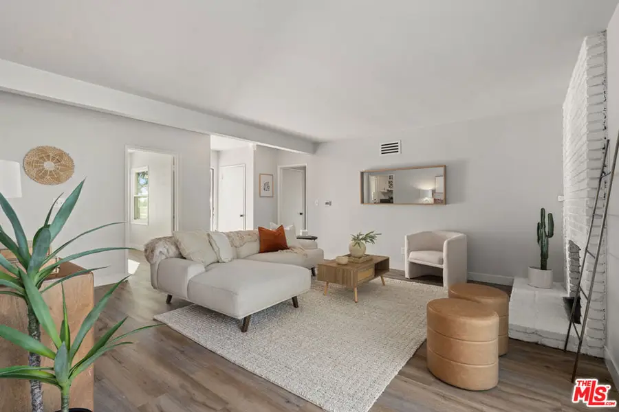 10601 Foothill Boulevard, Sylmar, CA 91342 - Image #3