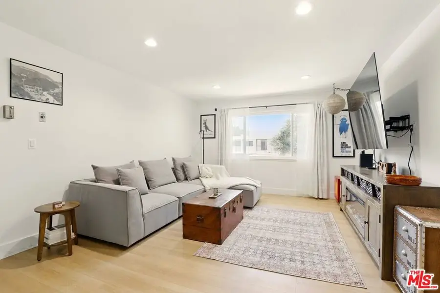 11813 Runnymede Street #36, North Hollywood, CA 91605 - Image #3