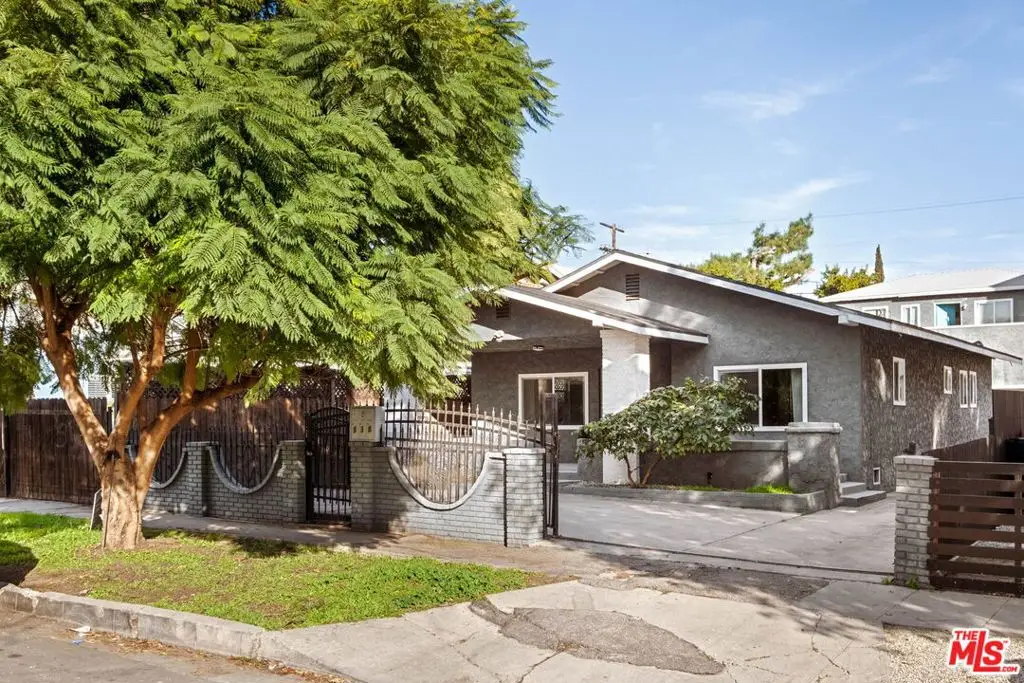 838 N Ridgewood Place, Los Angeles, CA 90038 - Image #1