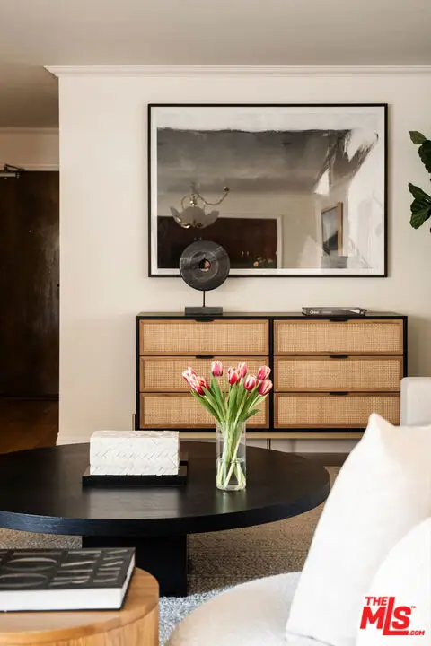 1121 N Olive Drive #201, West Hollywood, CA 90069 - Image #3