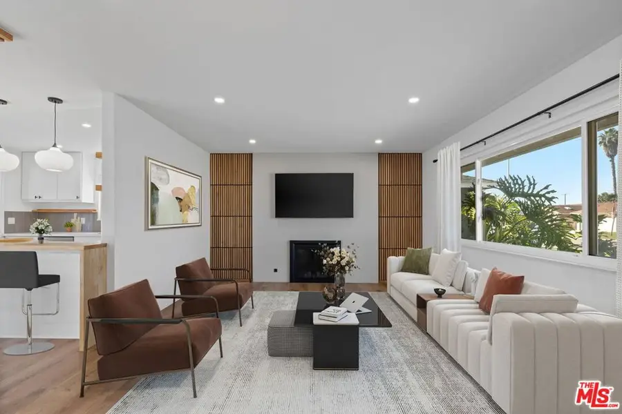 14592 Belmar Circle, Huntington Beach, CA 92647 - Image #3