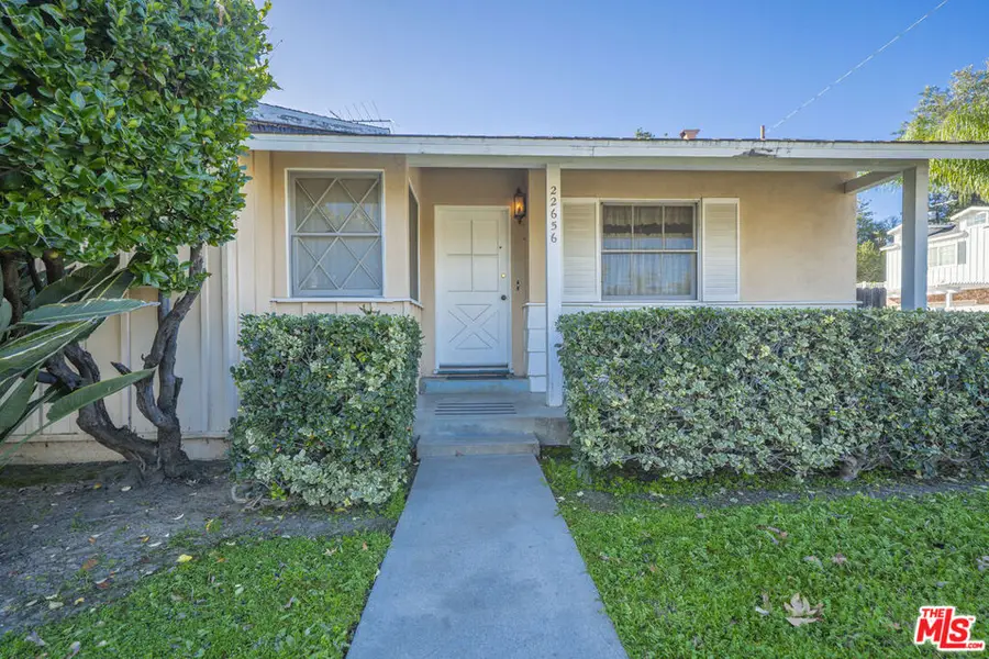 22656 Clarendon Street, Woodland Hills, CA 91367 - Image #3