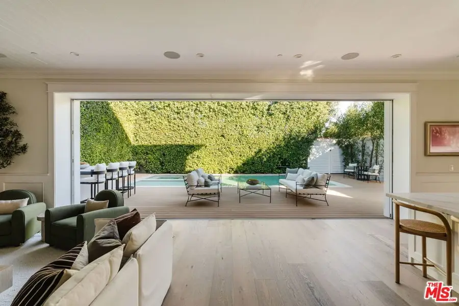 822 N Genesee Avenue, Los Angeles, CA 90046 - Image #2