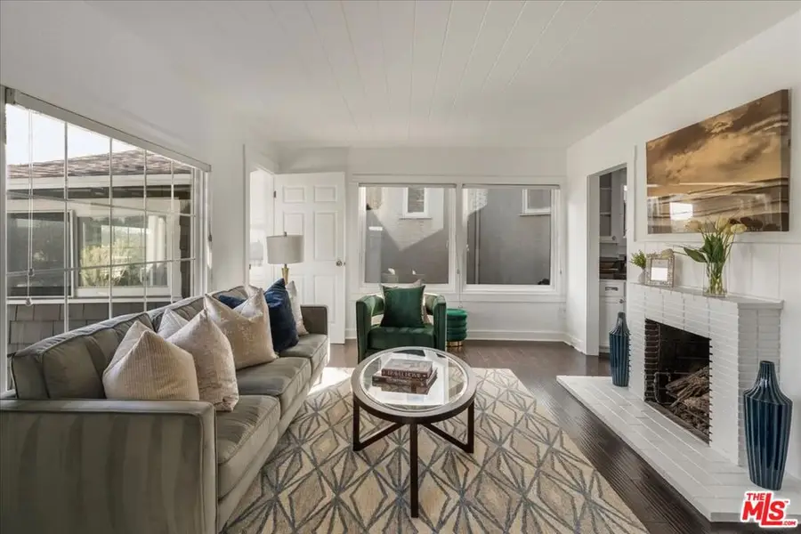 2951 Park Center Drive, Los Angeles, CA 90068 - Image #2