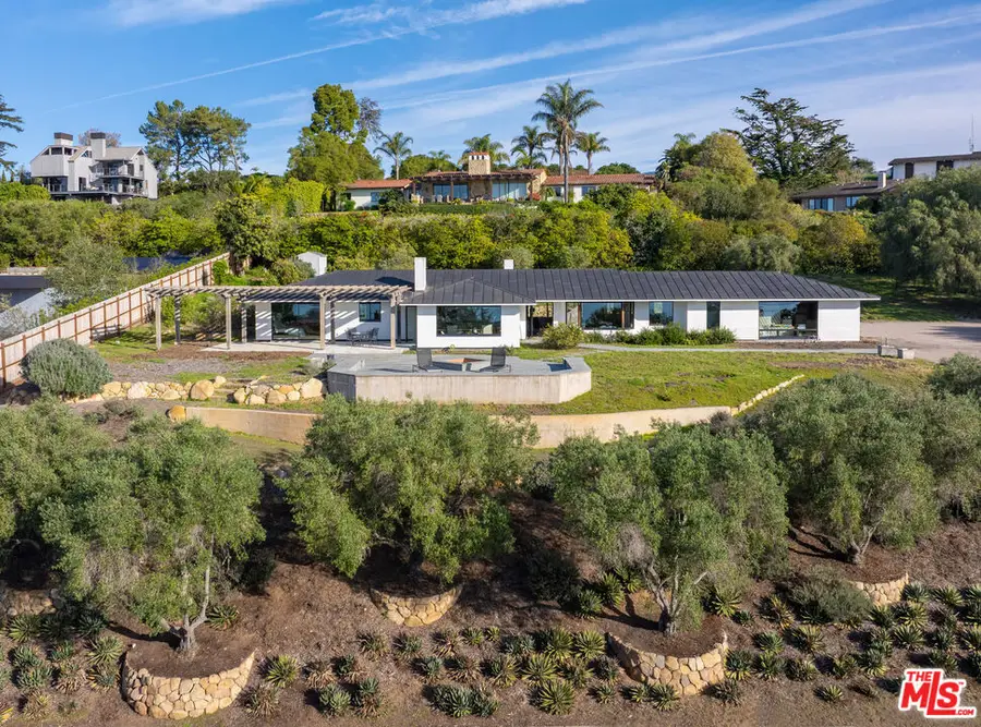 3236 Campanil Drive, Santa Barbara, CA 93109 - Image #2