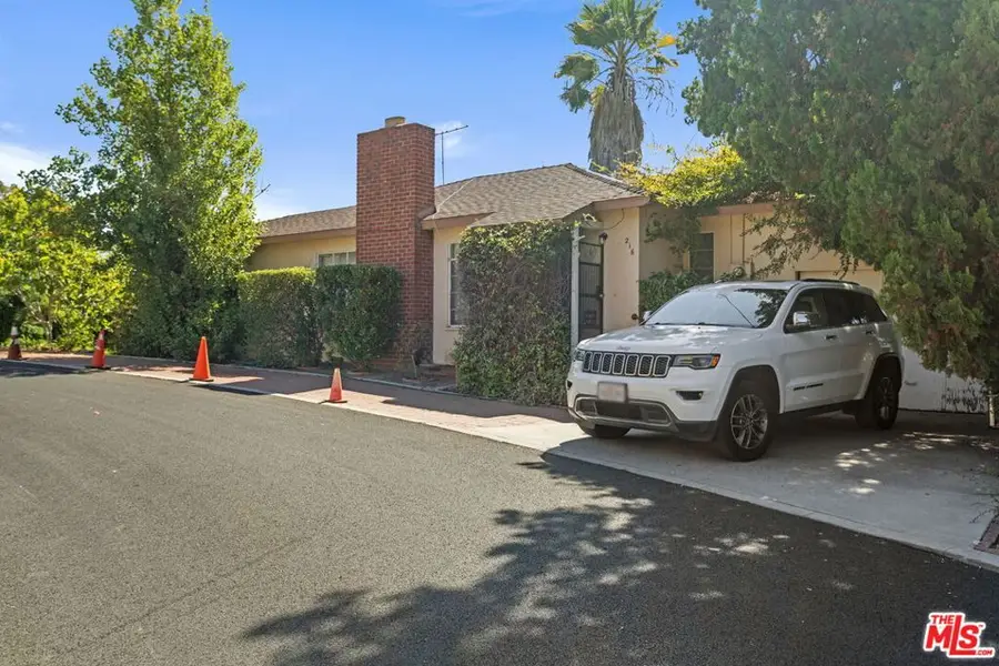 216 Stockbridge Avenue, Alhambra, CA 91801 - Image #2