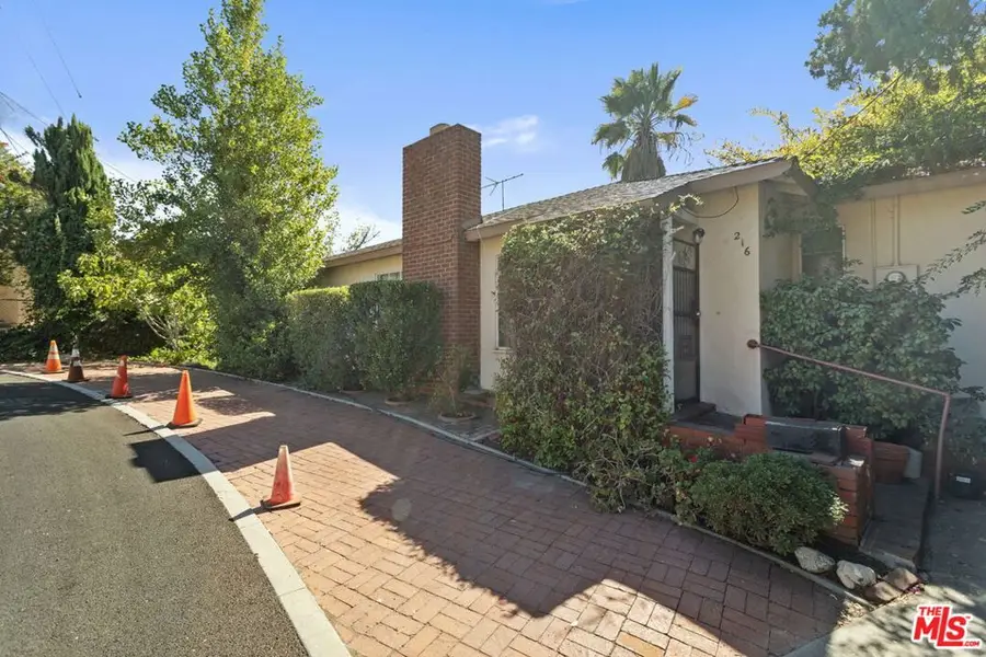 216 Stockbridge Avenue, Alhambra, CA 91801 - Image #3