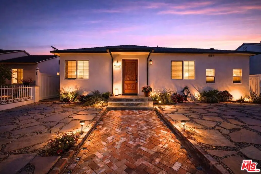 5822 Lindley Avenue, Encino, CA 91316 - #1