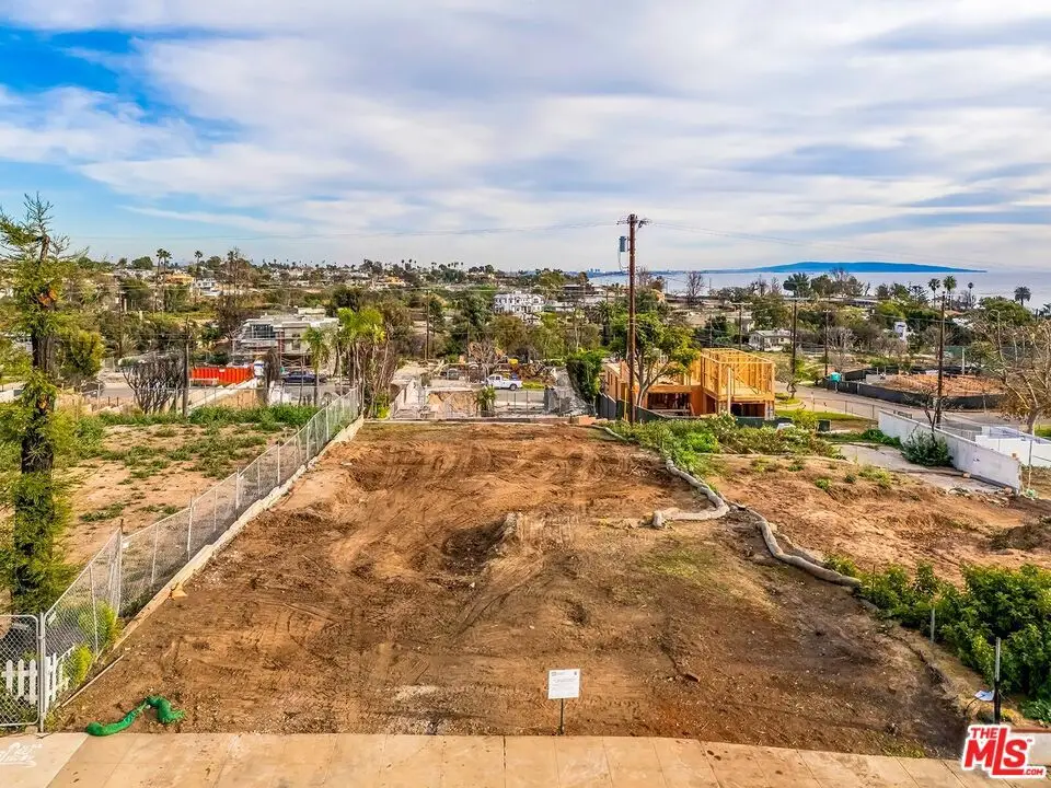 16784 Edgar Street, Pacific Palisades, CA 90272 - Image #1