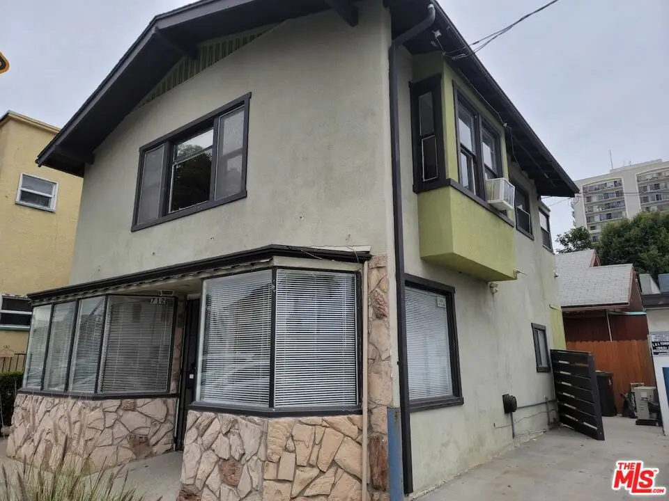 702 Cedar Avenue, Long Beach, CA 90813 - Image #1