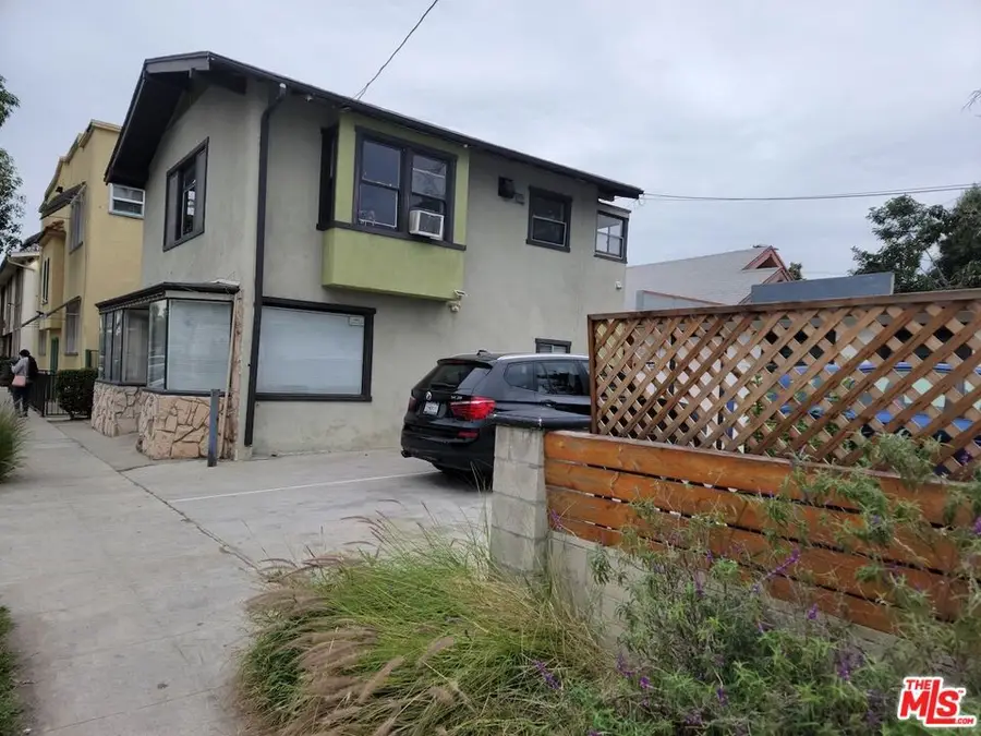 702 Cedar Avenue, Long Beach, CA 90813 - Image #3
