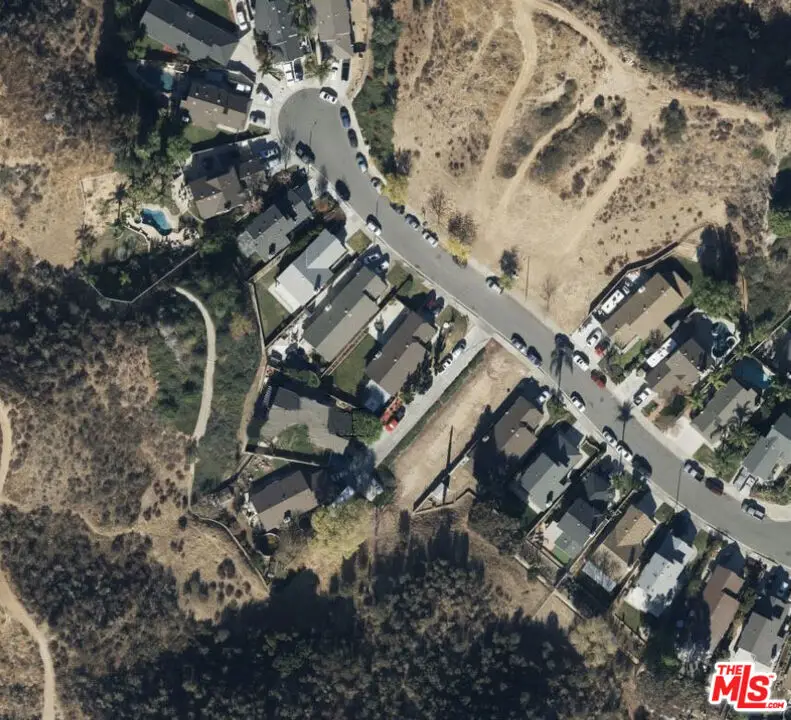 22908 White Pine Place, Saugus, CA 91390 - Image #2