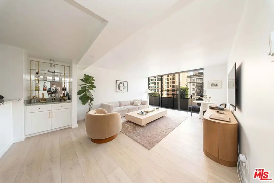 10535 Wilshire Boulevard #401, Los Angeles, CA 90024 - Image #2