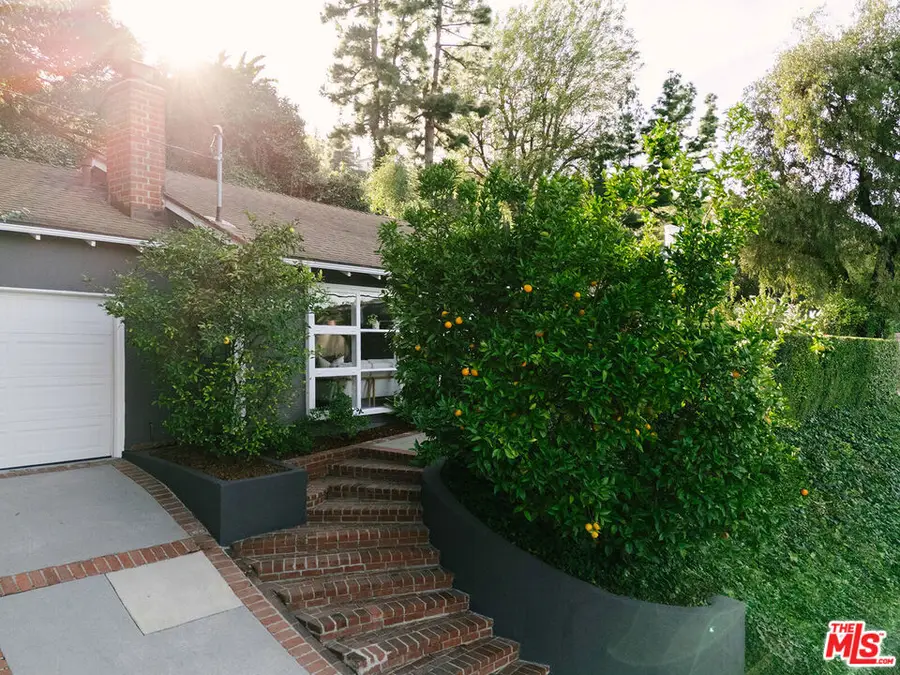 3346 Coy Drive, Sherman Oaks, CA 91423 - Image #2