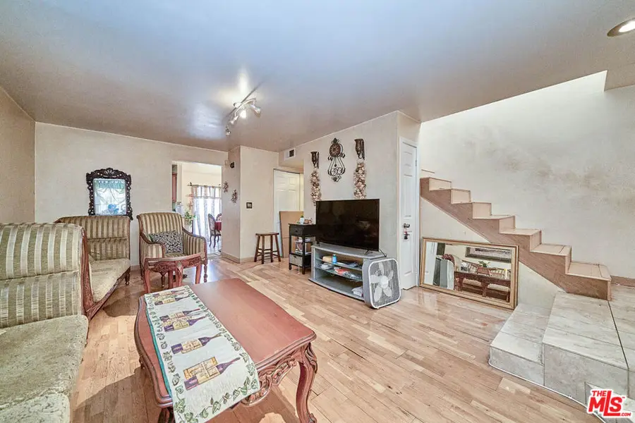 219 N Isabel Street #5, Glendale, CA 91206 - #2