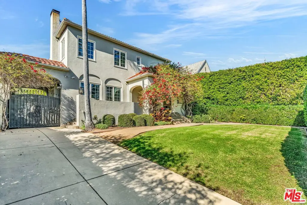 911 S Victoria Avenue, Los Angeles, CA 90019 - Image #1