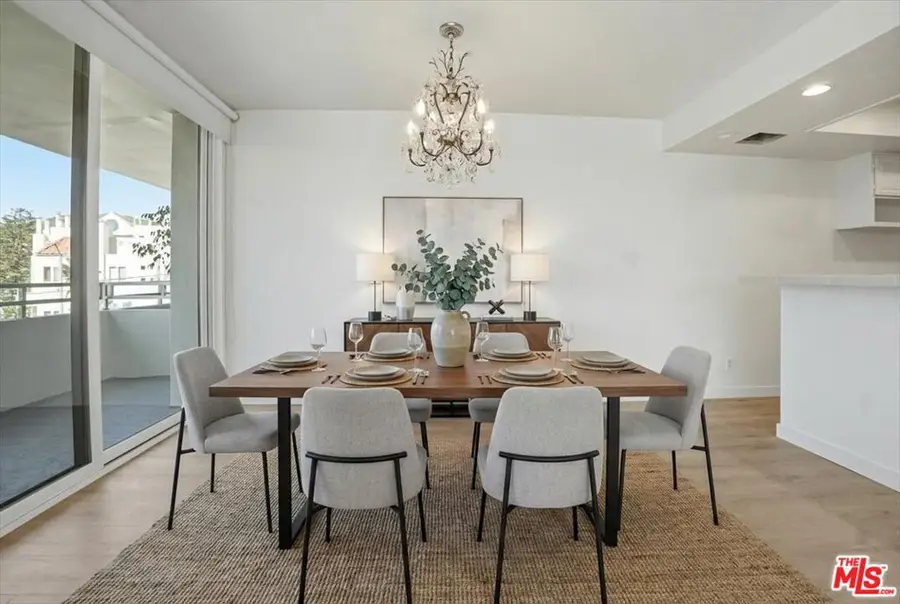 15480 Antioch Street #102, Pacific Palisades, CA 90272 - Image #3