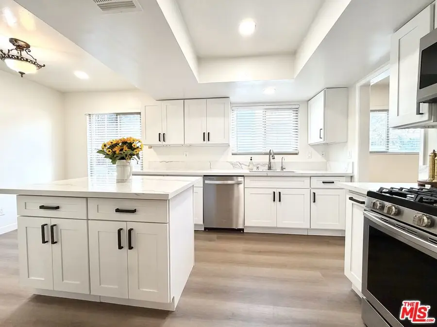 3970 Ingraham Street #102, Los Angeles, CA 90005 - #3