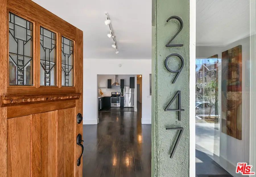 2945 Van Buren Place, Los Angeles, CA 90007 - #2