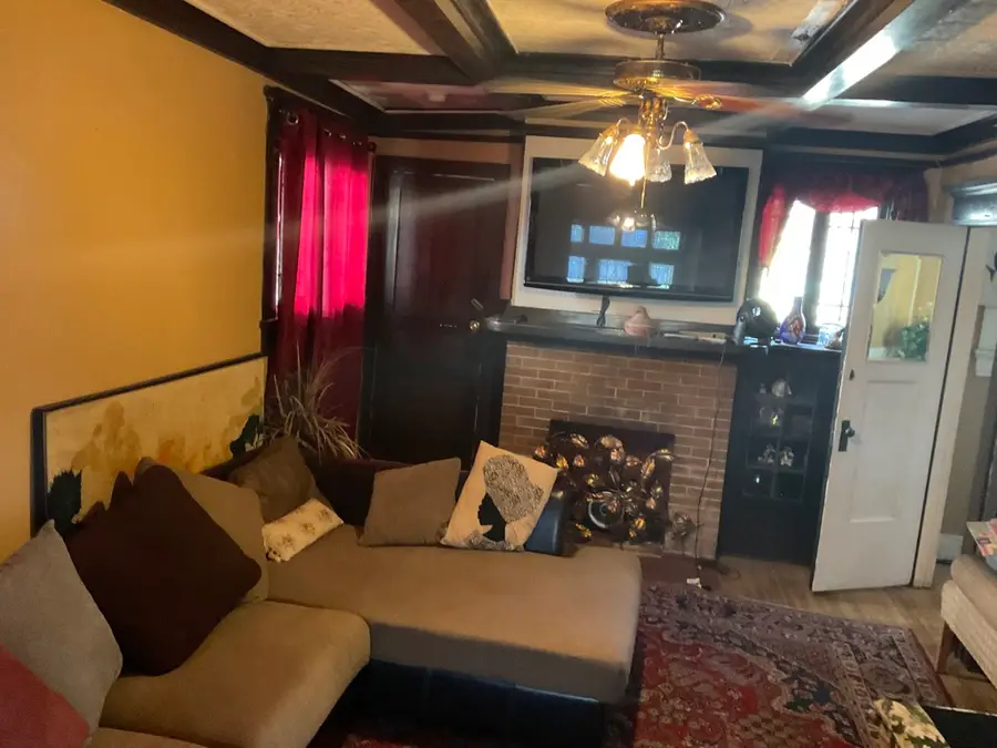 2068 S Hobart Boulevard, Los Angeles, CA 90018 - #3