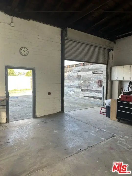 2411 Exposition Place, Los Angeles, CA 90018 - Image #3