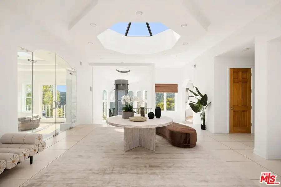 1939 Stradella Road, Los Angeles, CA 90077 - Image #2