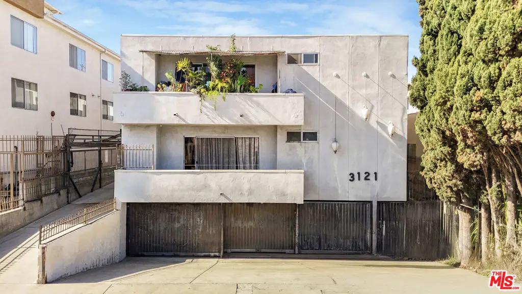 3121 S Canfield Avenue, Los Angeles, CA 90034 - #1