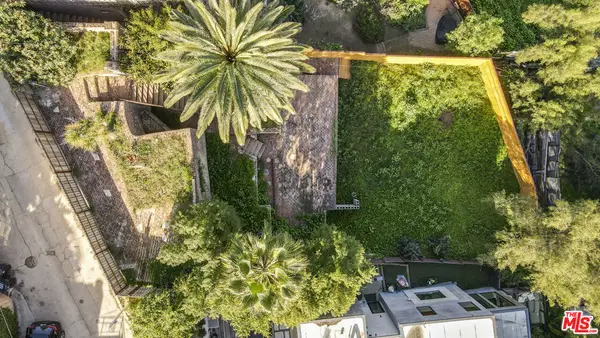 2334 Valentine Street, Los Angeles, CA 90026