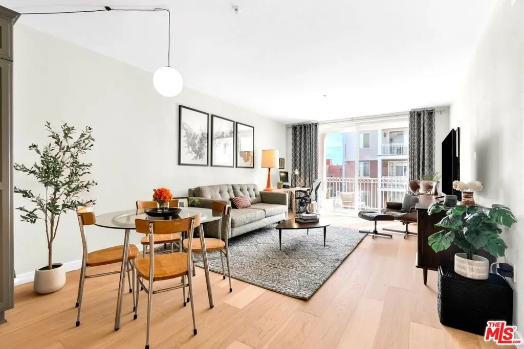 3740 Santa Rosalia Drive #302, Los Angeles, CA 90008 - #1