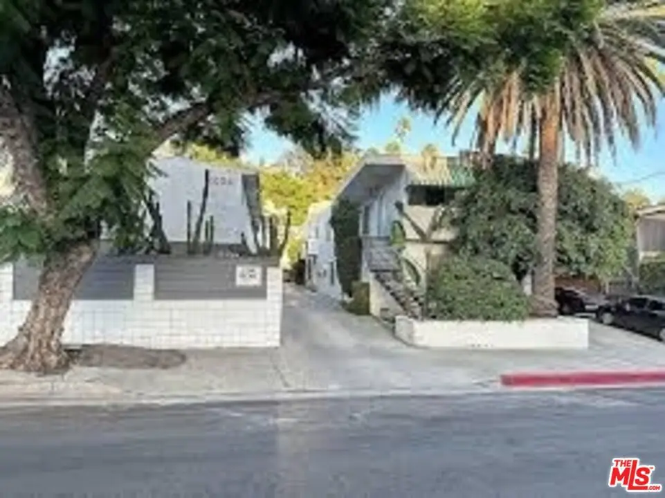 2034 Holly Drive, Los Angeles, CA 90068 - Image #1