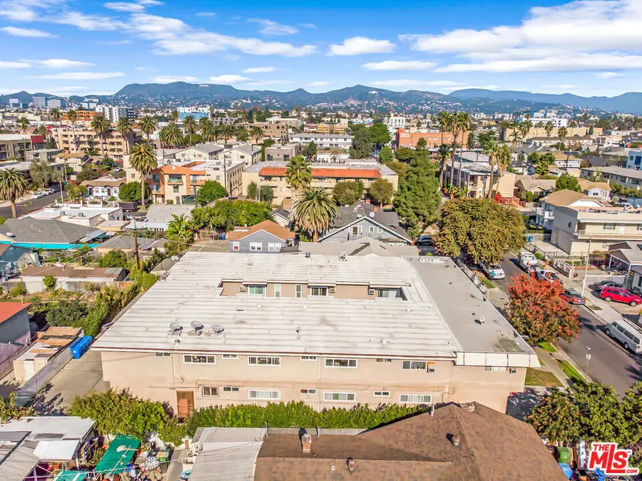 423 N Harvard Boulevard, Los Angeles, CA 90004 - #3