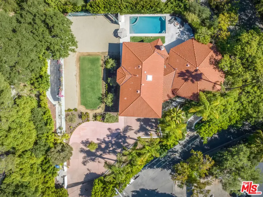 7651 Willow Glen Road, Los Angeles, CA 90046 - #2