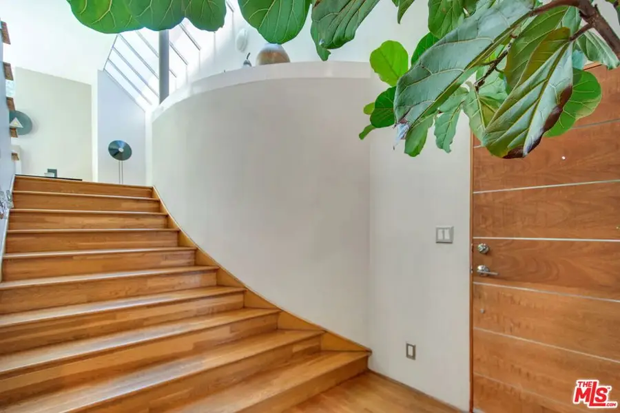 2710 Laurel Canyon Boulevard, Los Angeles, CA 90046 - #3