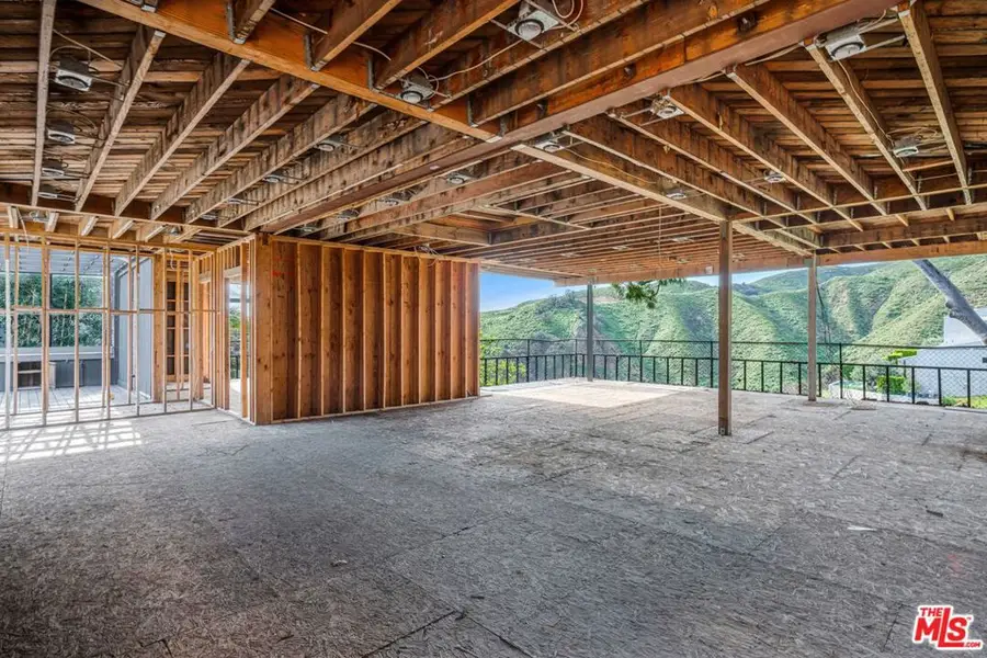 1545 Umeo Road, Pacific Palisades, CA 90272 - #3