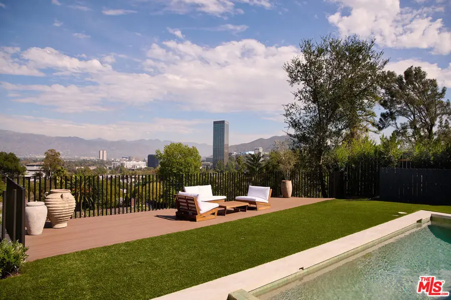 3620 Wrightwood Drive, Studio City, CA 91604 - Image #2