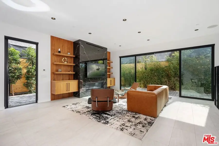 212 Bay Street #103, Santa Monica, CA 90405 - #2