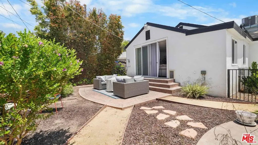 3801 Sutro Avenue, Los Angeles, CA 90008 - #1