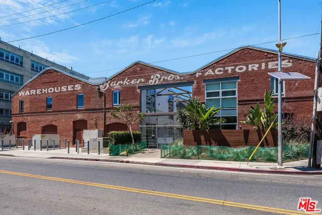 527 Molino Street #206, Los Angeles, CA 90013 - Image #1