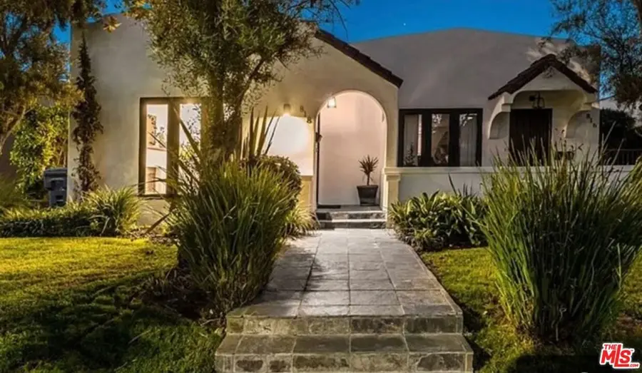 816 N Mansfield Avenue #816/818, Los Angeles, CA 90038 - #2