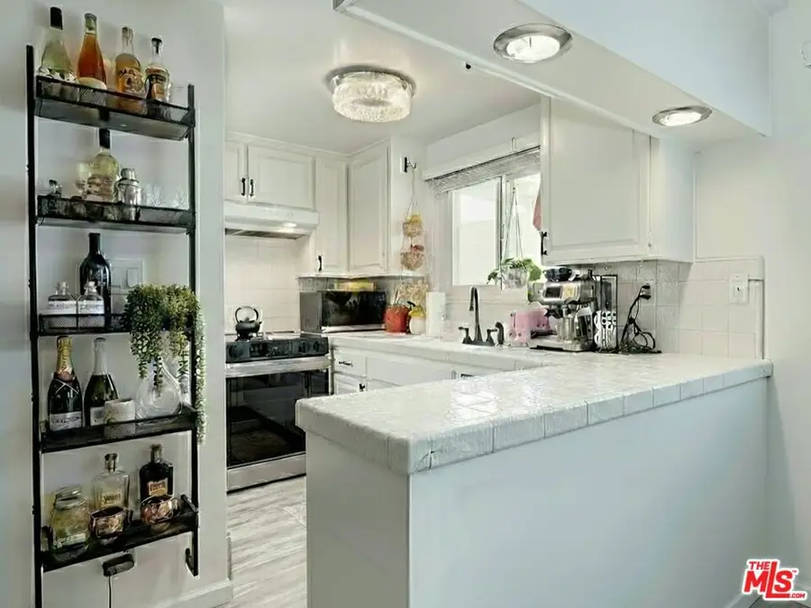 8155 Manitoba Street #12, Playa Del Rey, CA 90293 - #3