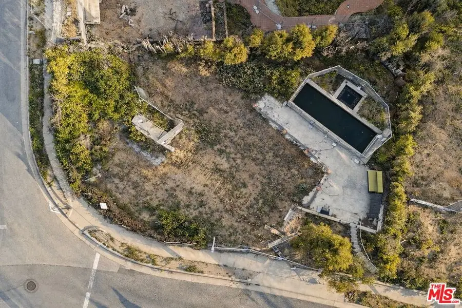 854 Las Lomas Avenue, Pacific Palisades, CA 90272 - Image #2