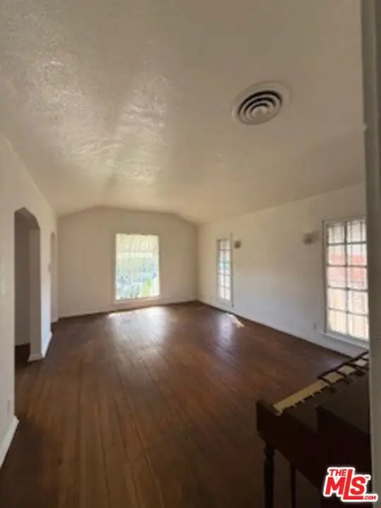 13103 Vaughn Street, San Fernando, CA 91340 - Image #2