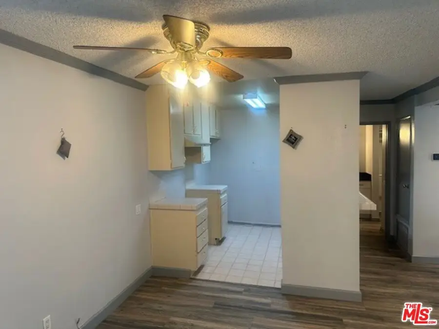5460 White Oak Avenue #B103, Encino, CA 91316 - Image #3