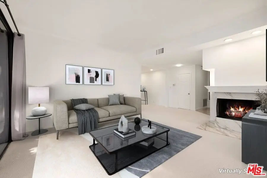 502 San Vicente Boulevard #105, Santa Monica, CA 90402 - #3
