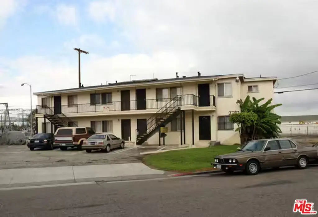 2211 S Genesee Avenue, Los Angeles, CA 90016 - #1